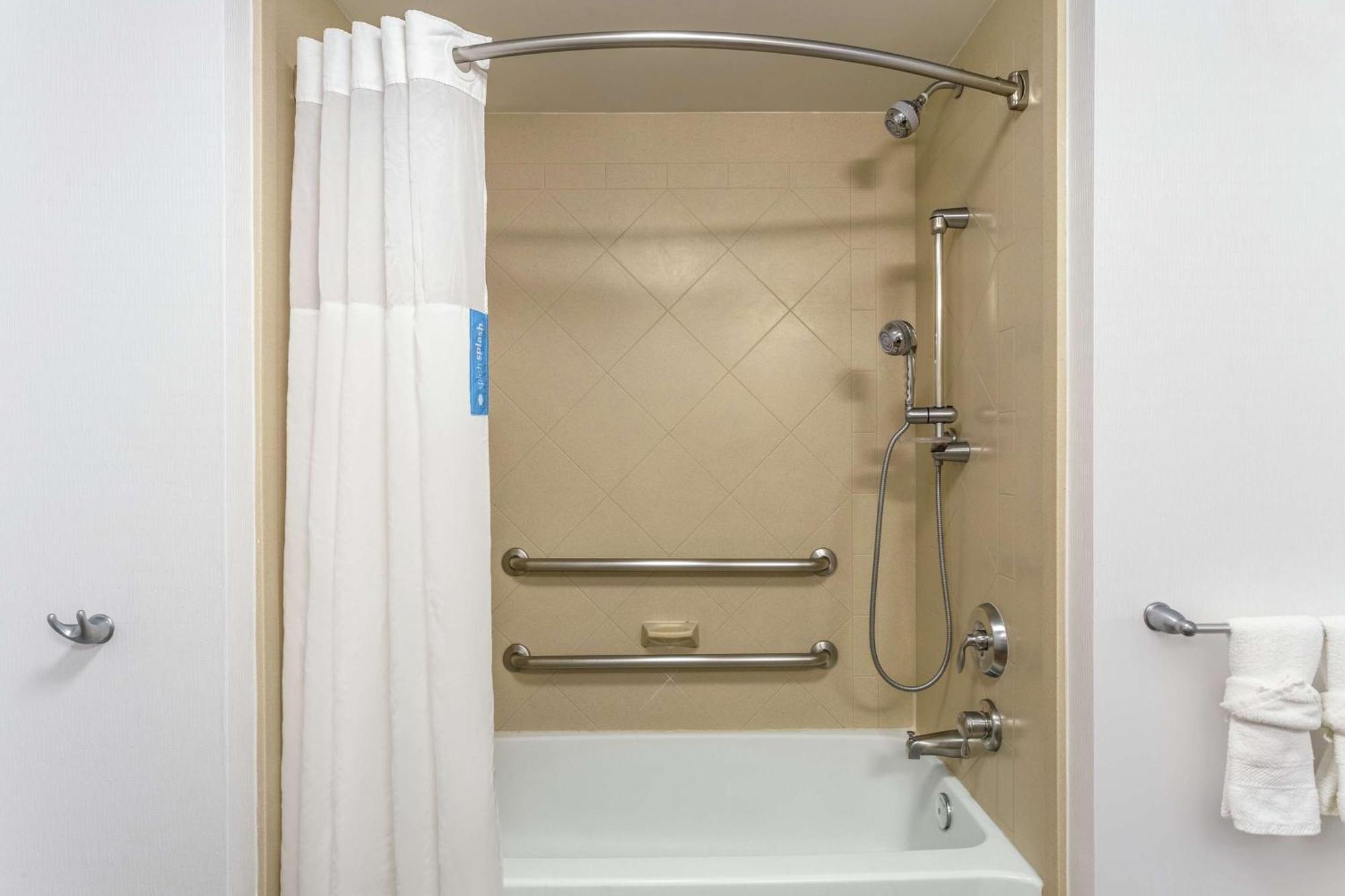 Hampton Inn & Suites Chicago - Libertyville Εξωτερικό φωτογραφία