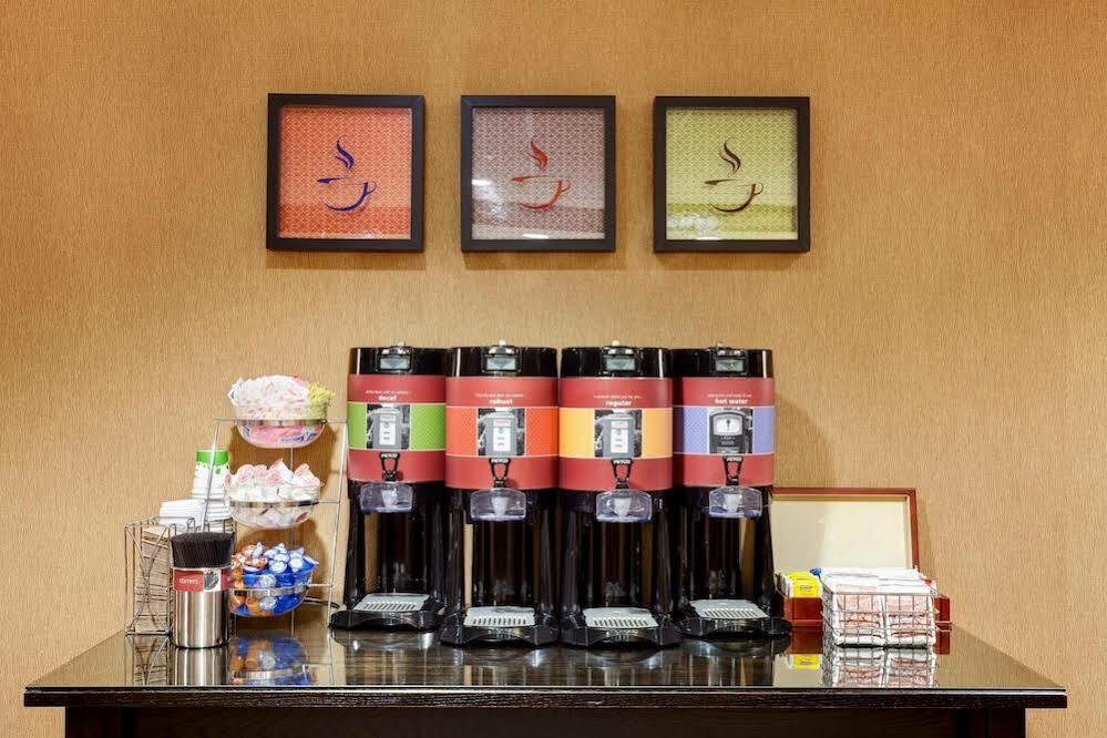 Hampton Inn & Suites Chicago - Libertyville Εξωτερικό φωτογραφία